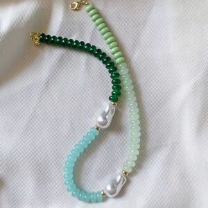 Handcrafted Green Beaded Necklace with Pearl Accents